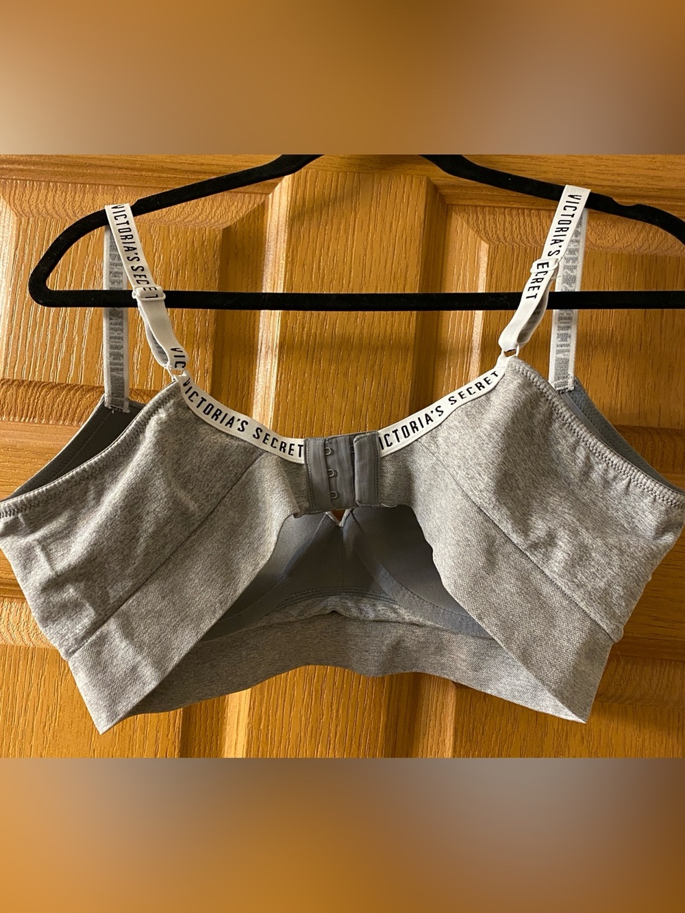 Victoria's Secret Heather Grey Padded Seamless Wireless Bralette - Picture 4 of 6